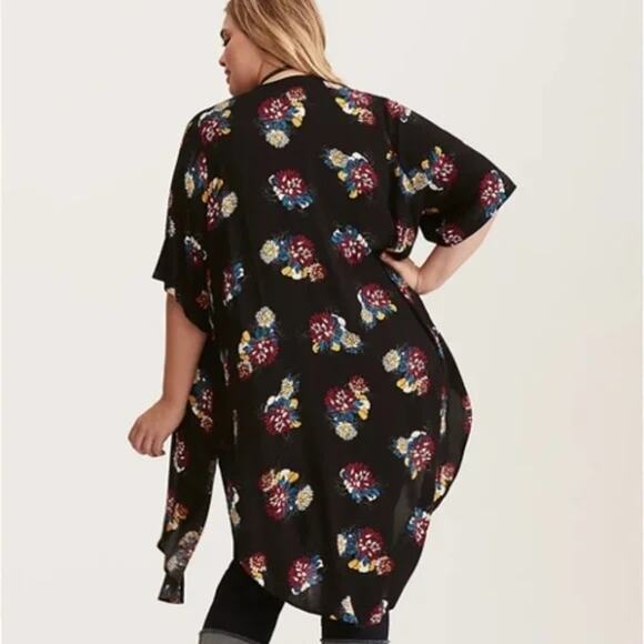 TORRID | Size 1X/2X | 100% Rayon Black Floral Shirttail Kimono Cardigan Duster - Picture 2 of 8